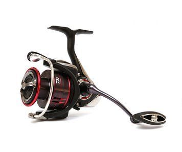 Катушка Daiwa 17 Fuego LT 2500D